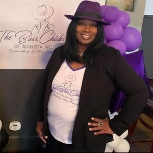 Meet your Posher, Tonya